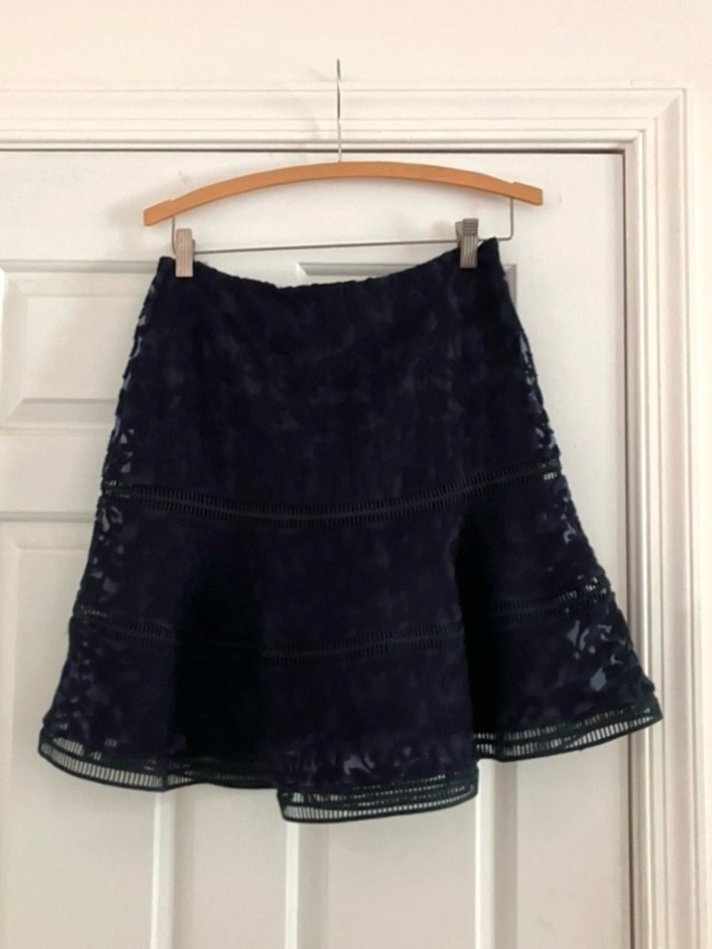 Mare Mare Anthropologie Navy blue lace Adar skirt in Size small